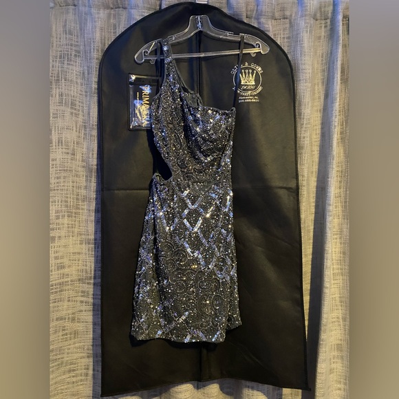 COPY - Pewter grey one shoulder mini dress; great condition only worn once! - Picture 4 of 6